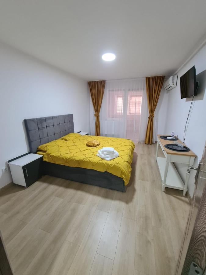 Garsoniera Luxury Kevin Daire Piteşti Dış mekan fotoğraf